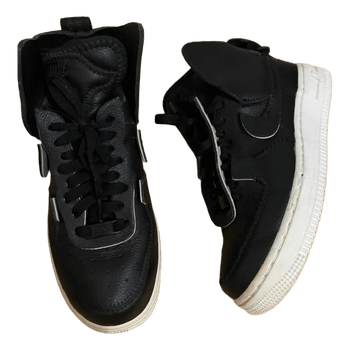 Nike PSNY x Air Force 1 High Black koko 37,5. Pohjalliset 23.5cm