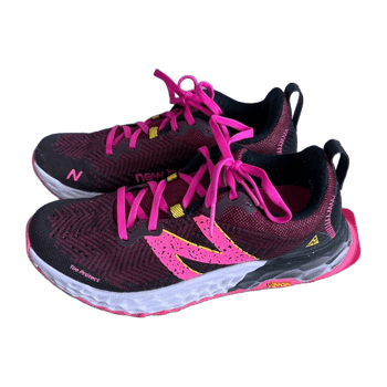 New balance sports shoes