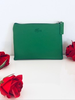Lacoste meikkilaukku uusi