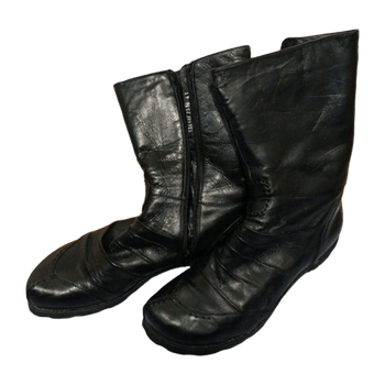 Global essentials boots