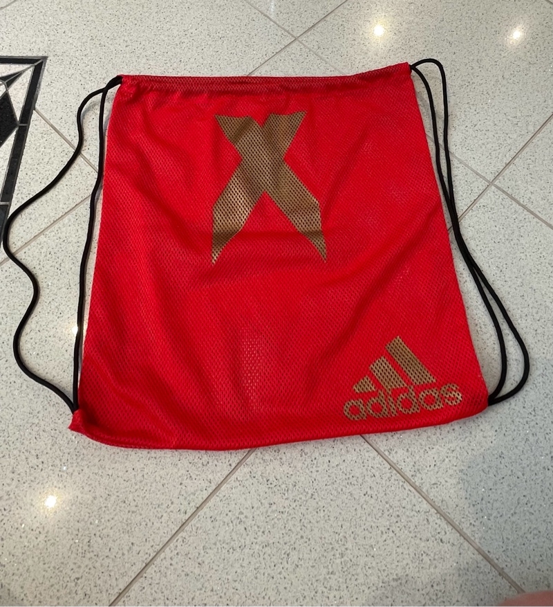 Adidas treenikassi/ reppu