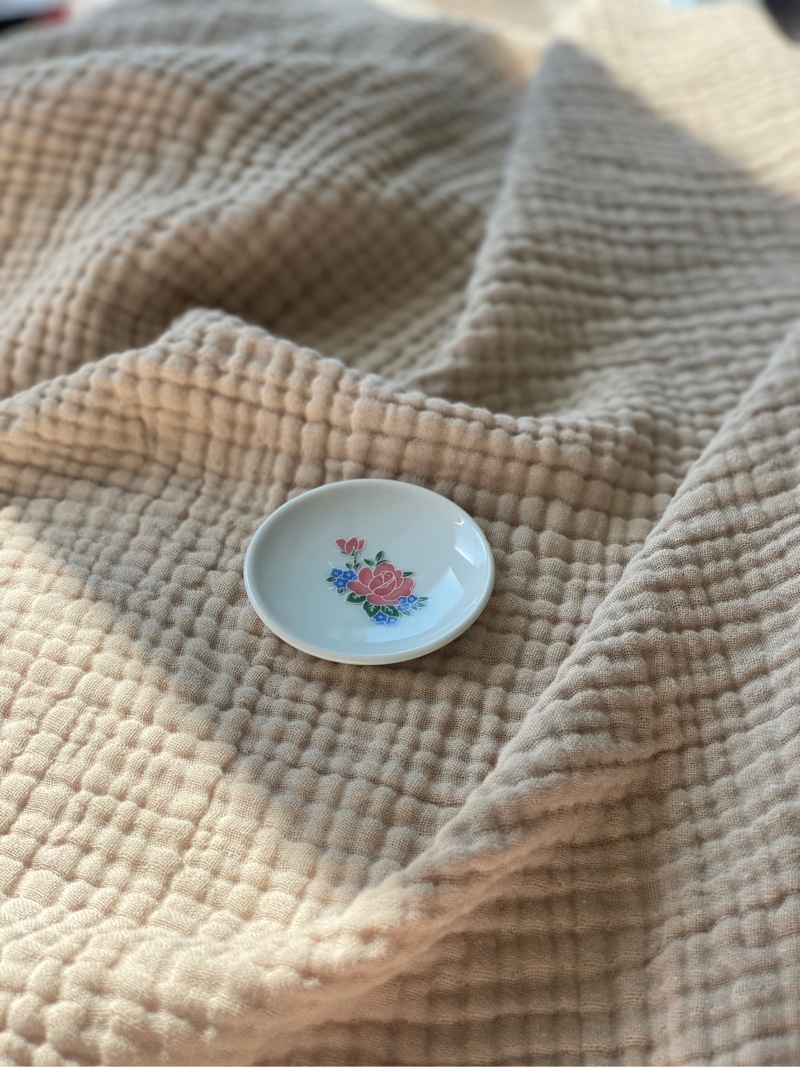 Small flower dish