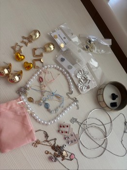Assorted fashion jewelry collection