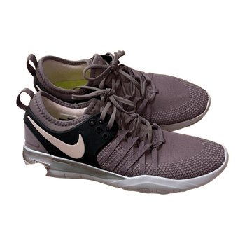 Nike sports shoes