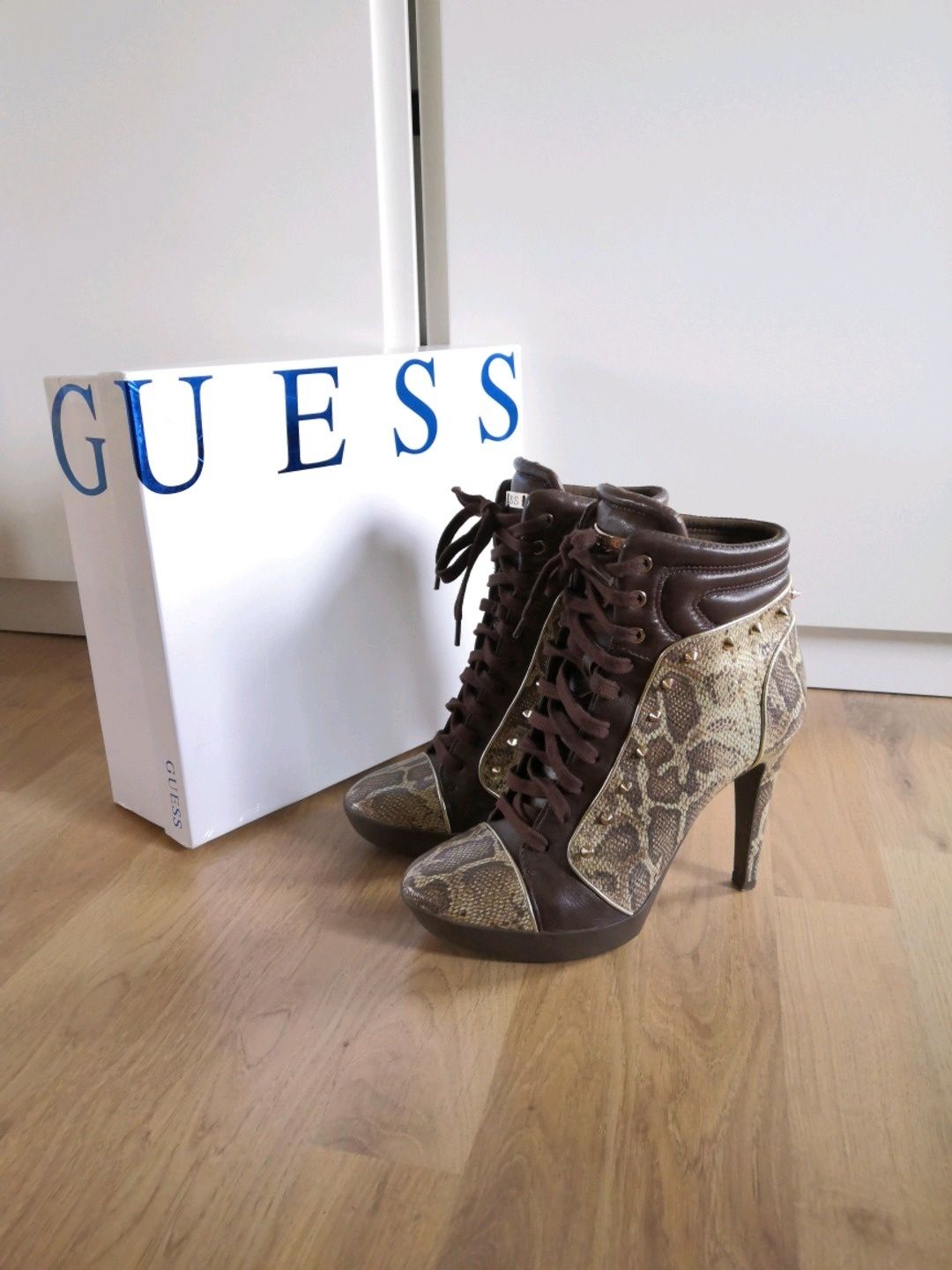Guess shoes