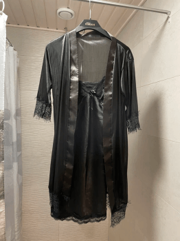 Silk dressing gown set