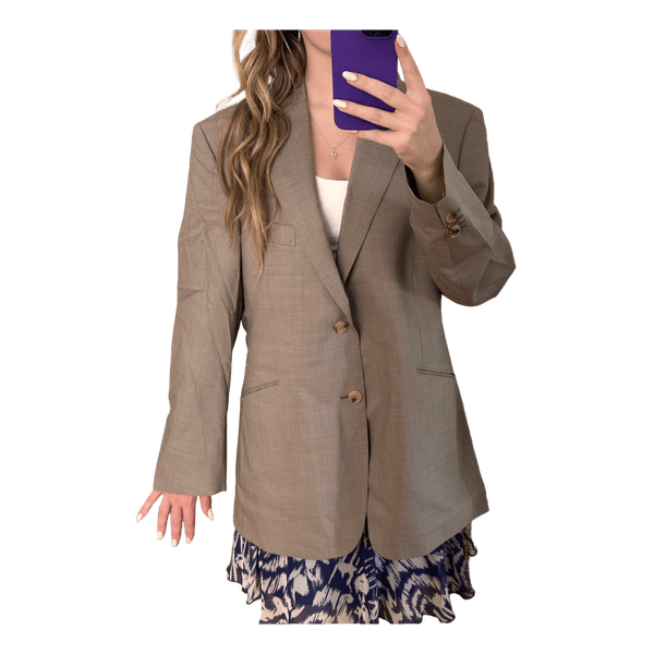 beige oversized blazer