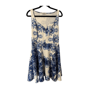 Nly one dress