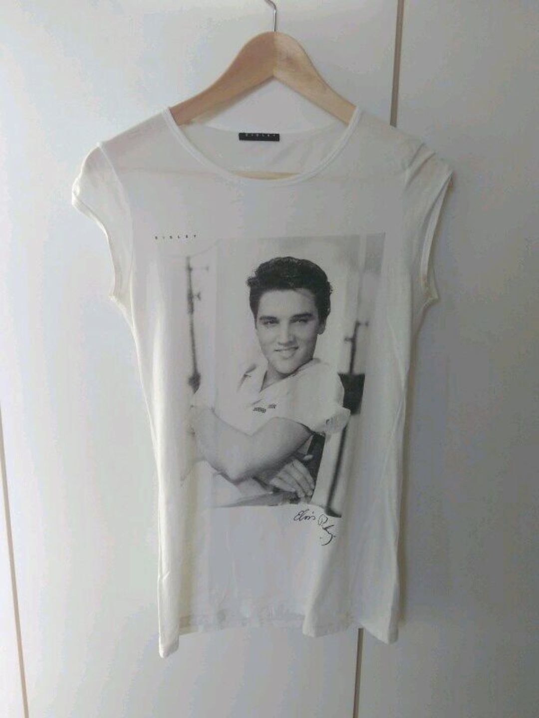 Sisley top