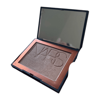 Laguna bronzing powder