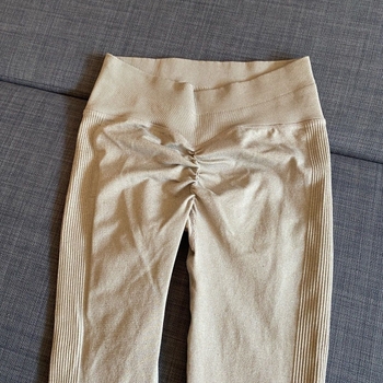 Scrunch leggingsit/trikoot