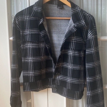 Lightweight jacket