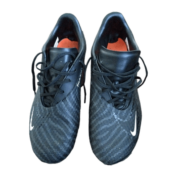 Nike sports shoes