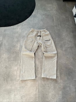 Essentials fear of god housut