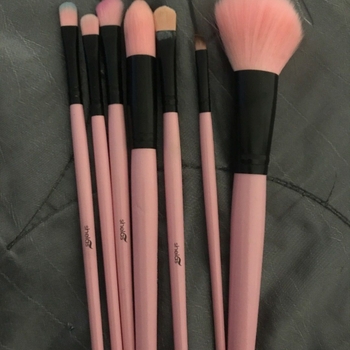 Shelas beauty product