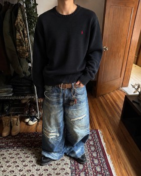 Black cotton sweater