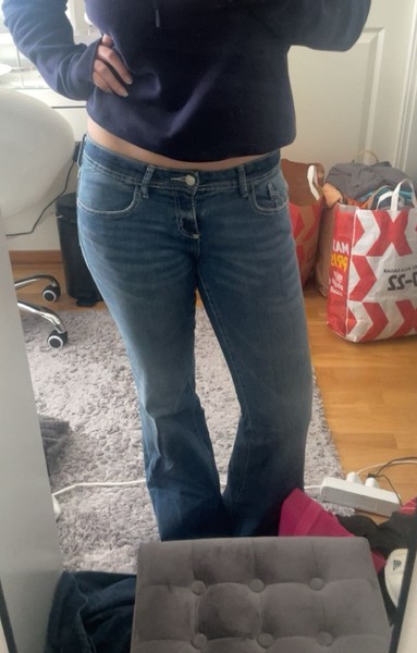 Blå low waist bootcut jeans