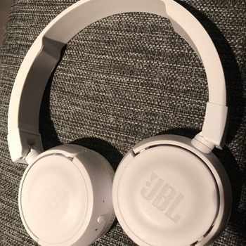 Jbl headphones
