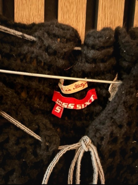 Sort Miss Sixty strikvest