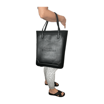 Tietokonelaukku Givenchy