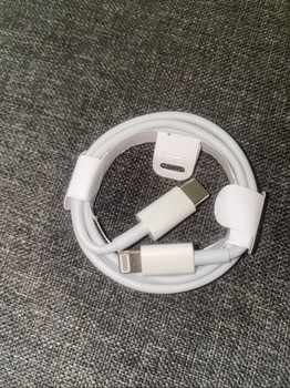 White lightning charging cable