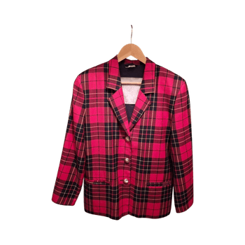 Ruudullinen bleiseri, Pola