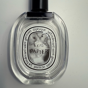 L'eau Papier tuoksu