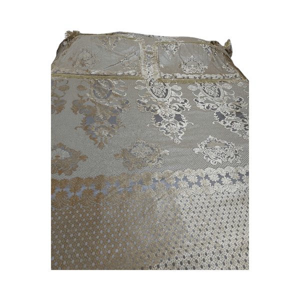 New day care velvetbedsheet