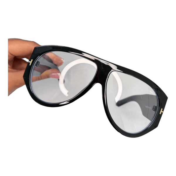 Juodi transparent akiniai