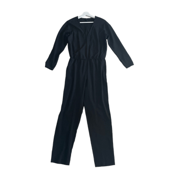 Musta jumpsuit