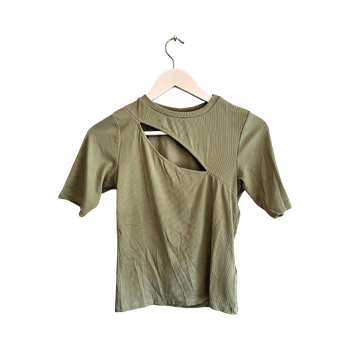 Vihreä lyhythihainen toppi