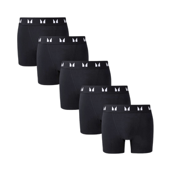 Avaamaton pakkaus MyProtein bokserit