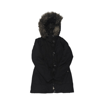 Lämmin musta talvitakki