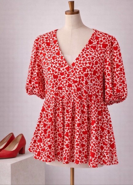 Red heart print top
