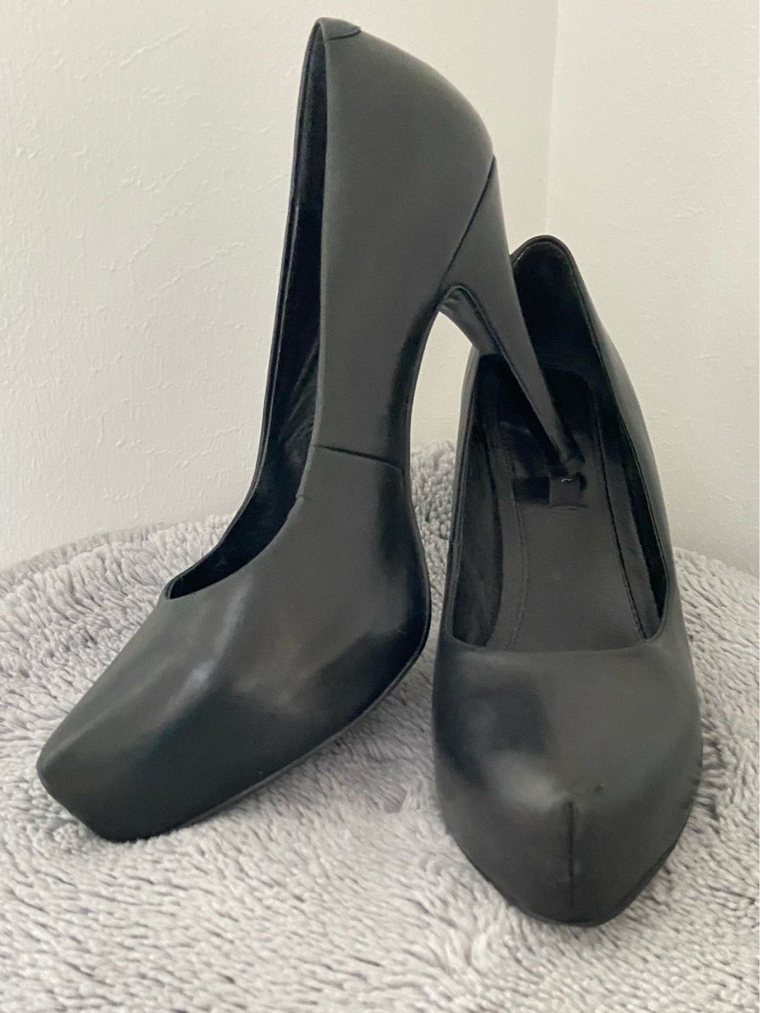 Tiger of sweden heels