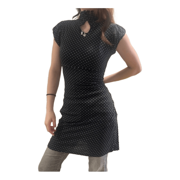 Gina Tricot pilkkumekko