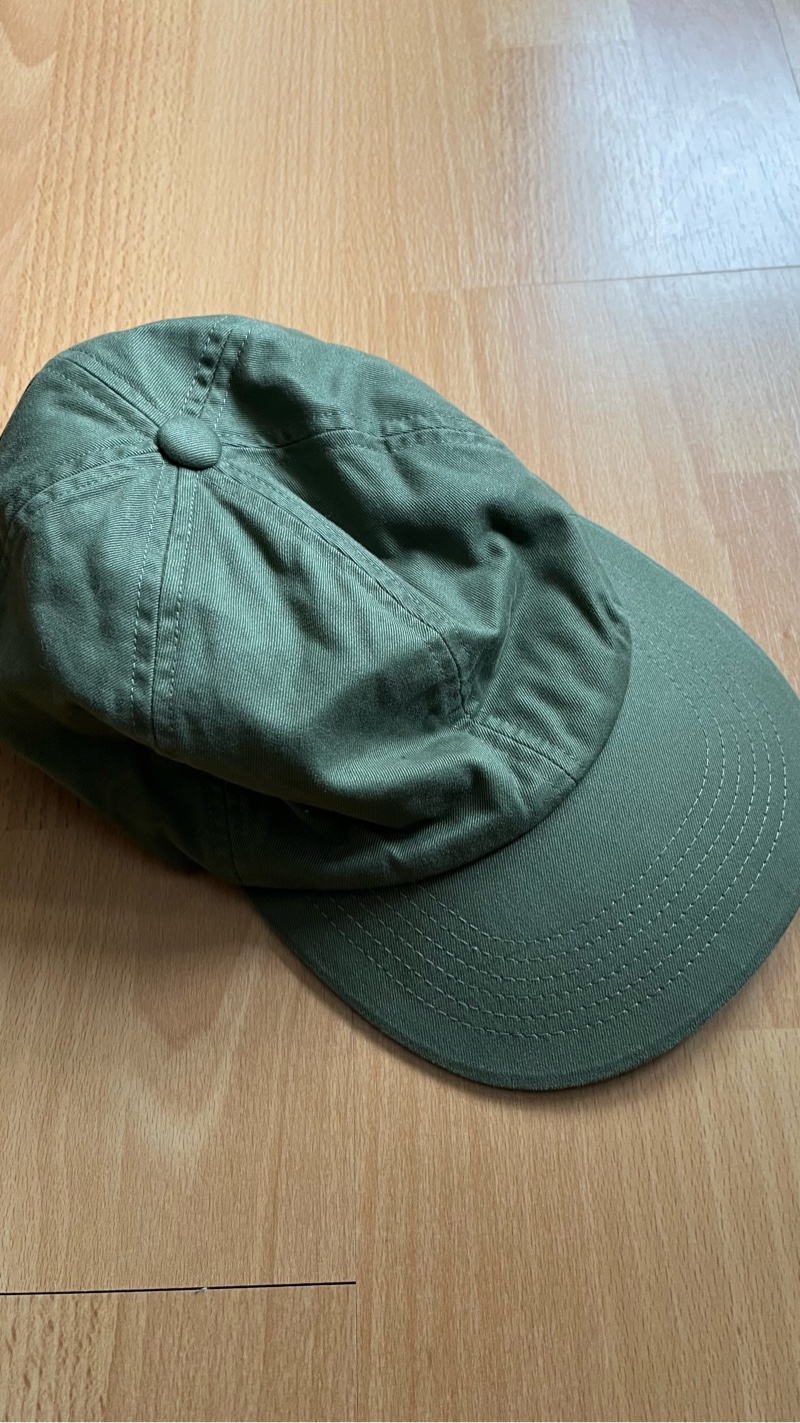 Uniqlo vihreä lippalakki