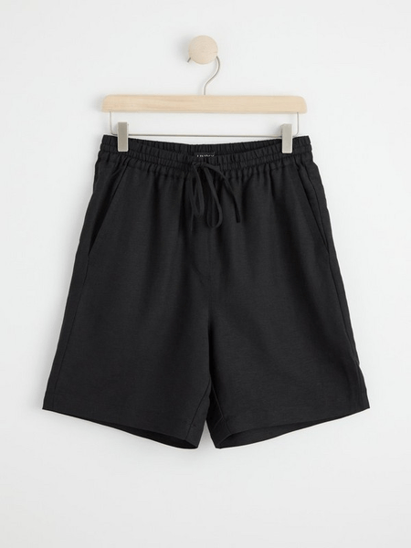 Linen blend shorts