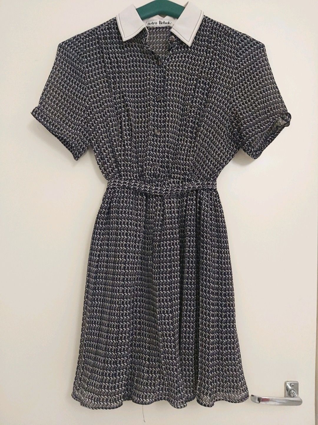 Retro rehab dress