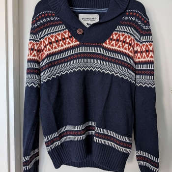 Bodyguard wool sweater