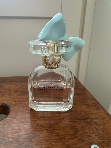 Marc jacobs perfect hajuvesi