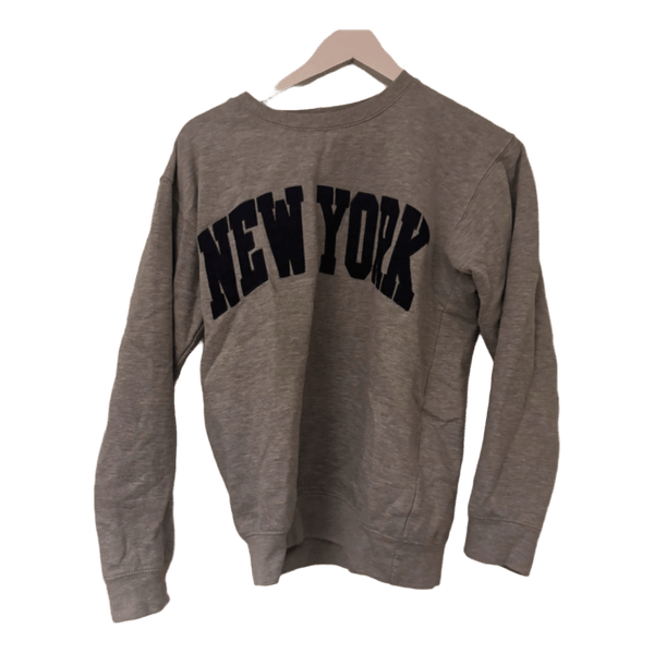 Grå New York sweatshirt