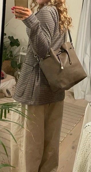 Shoulder bag