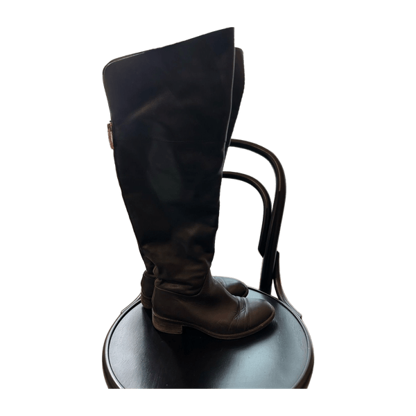 Guess boots