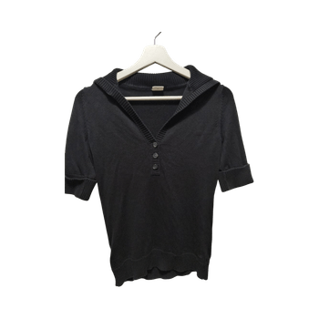 Black short-sleeve polo sweater