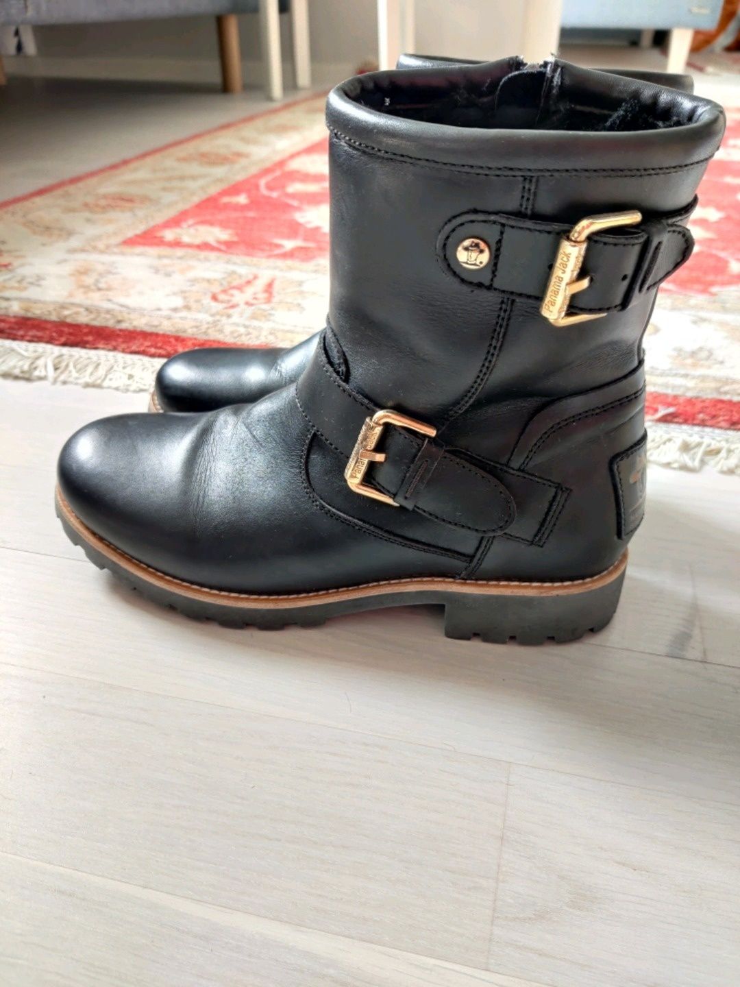 Panama jack boots