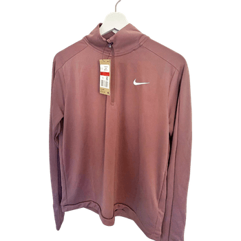 Nike sportswear