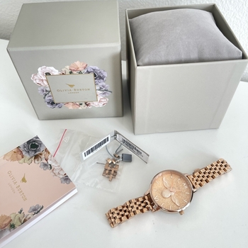 Olivia Burton London Bee ruusukultainen naisten kello