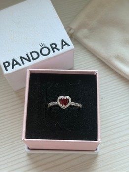 Pandora heart ring
