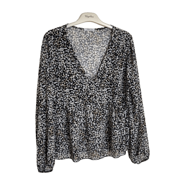 Haily's blouse